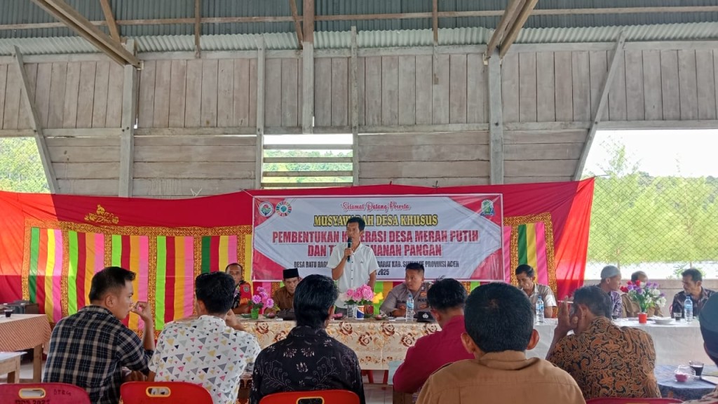 ACARA MUSDESUS DESA BATU RAGI YANG TERLAKSANA DENGAN BAIK DAN LANCAR DI GEDUNG WISATA